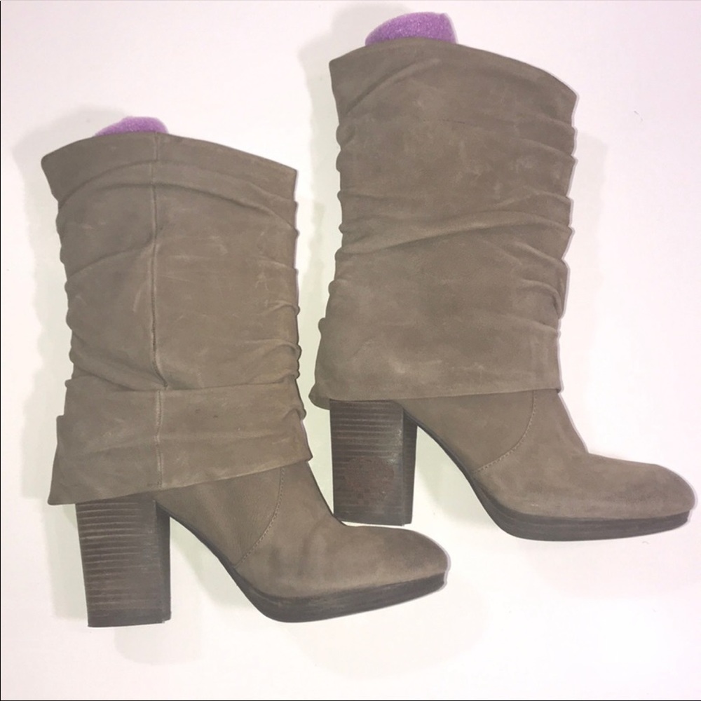 Vince Camuto Heeled Boots 👢